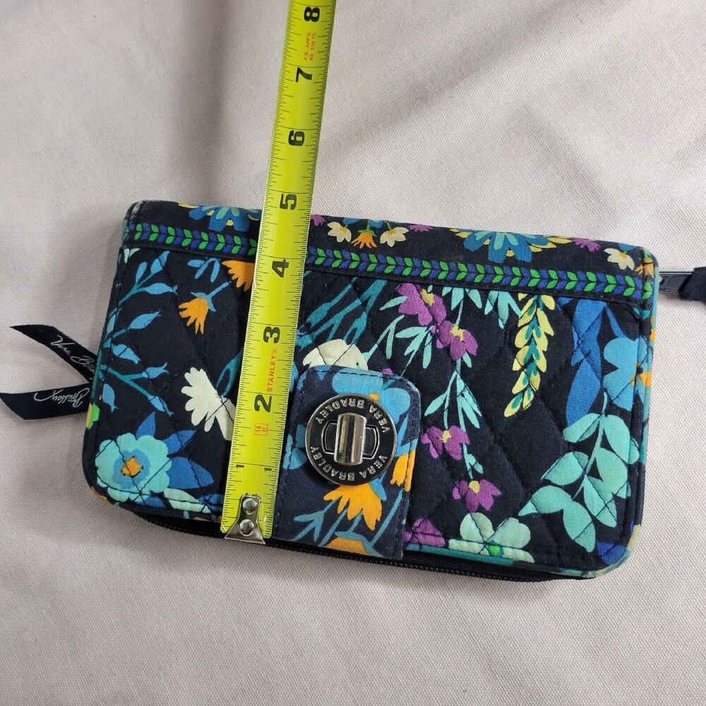 Vera Bradley Turnlock Zip Wallet Multicolor Blue Retired Pattern - Picture 9 of 10